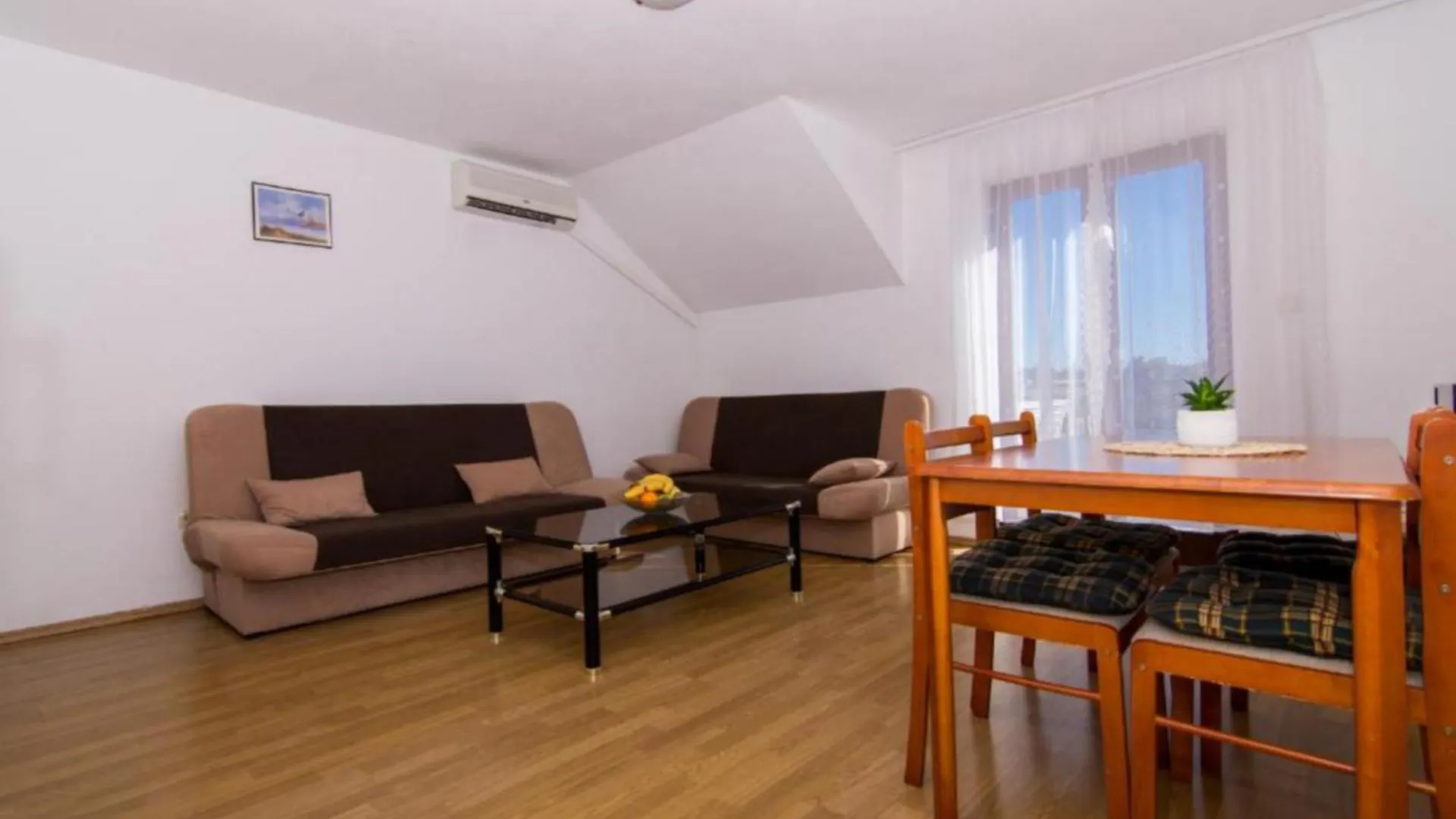 Apartments Mato With Balconies, Garden & The Sea View Seget Vranjica