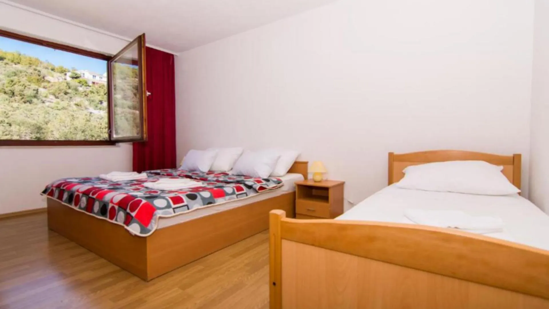 Apartments Mato With Balconies, Garden & The Sea View Seget Vranjica