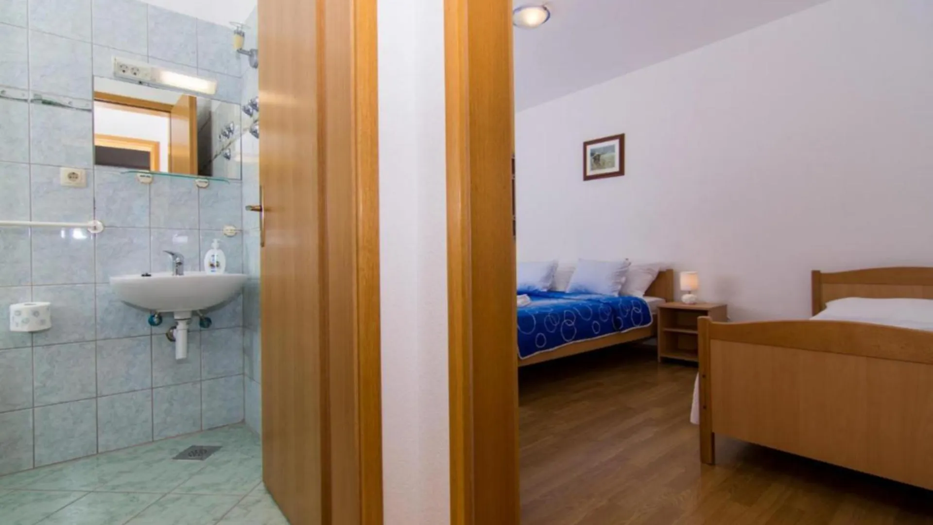 Apartments Mato With Balconies, Garden & The Sea View Seget Vranjica
