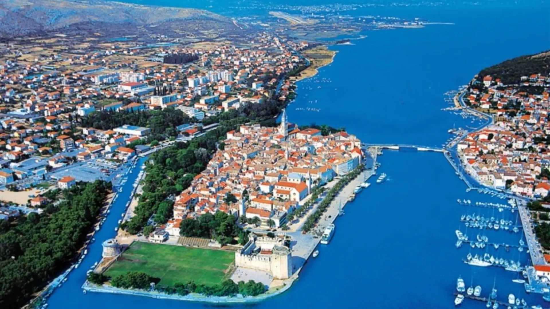 Apartments Mato With Balconies, Garden & The Sea View Seget Vranjica